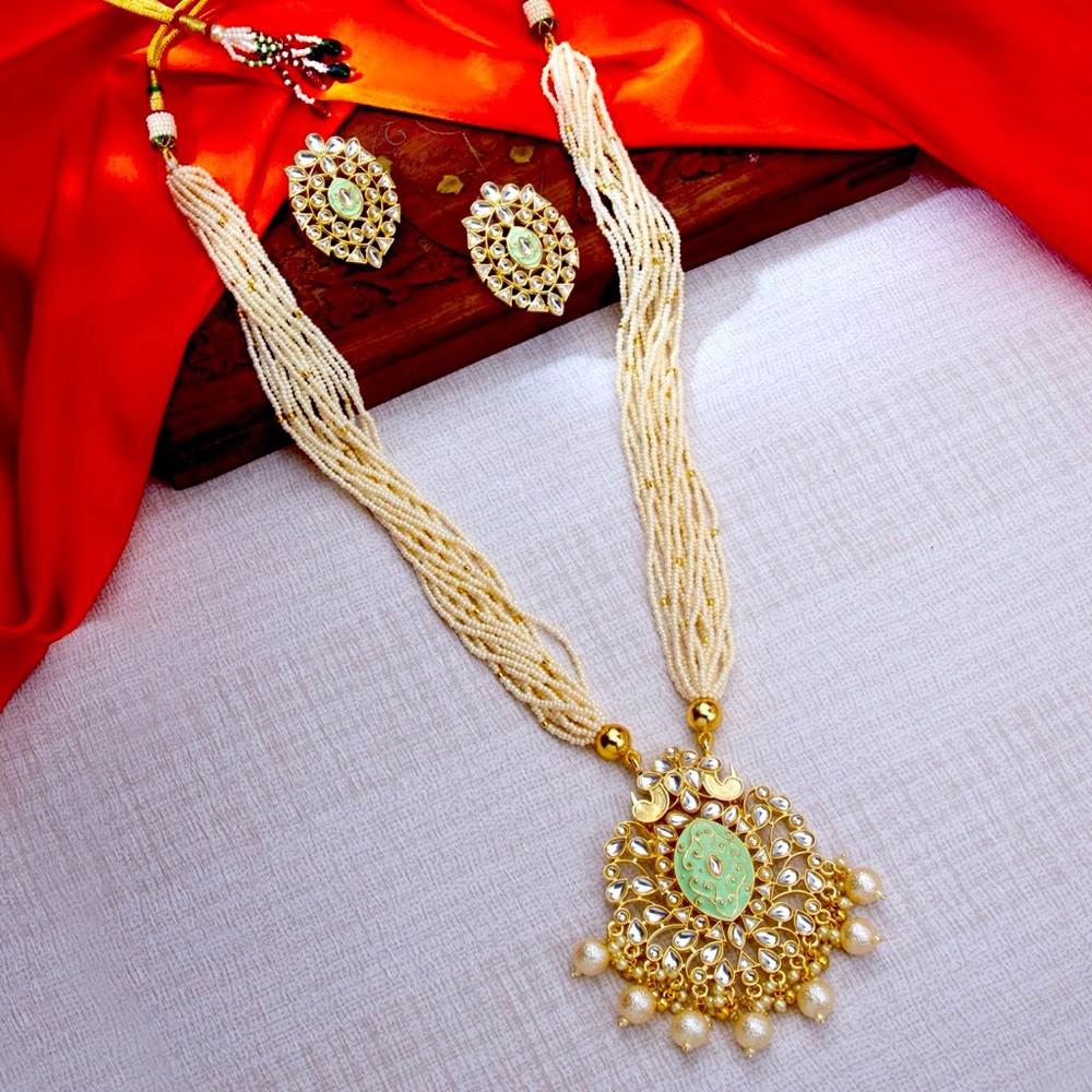 Meenakari set with amazing earrings